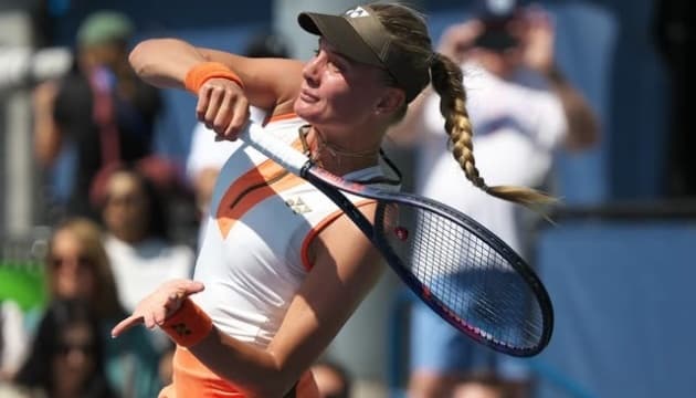 даяна ястремська